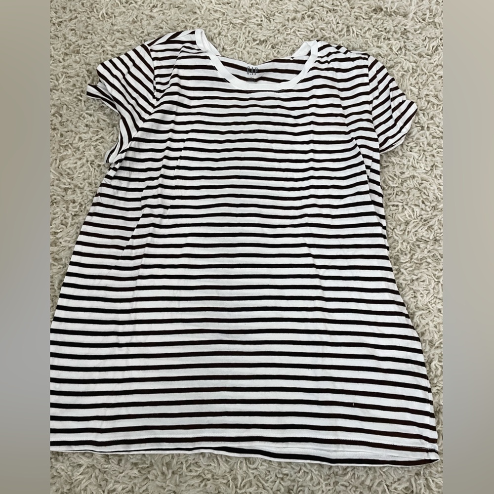 Gap simply tee